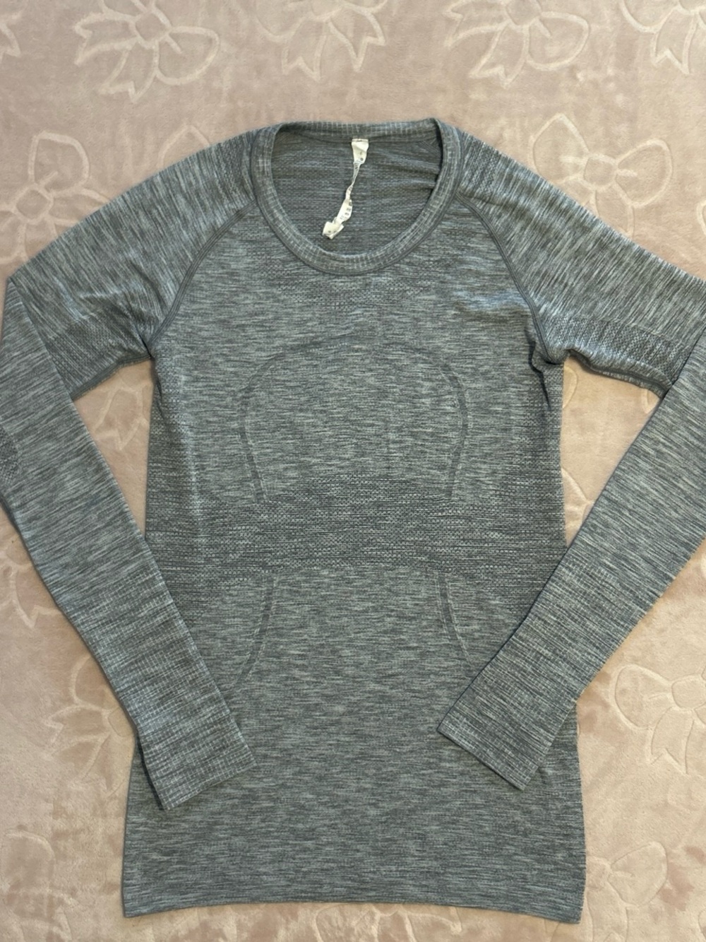 Lululemon Swiftly Tech Long Sleeve Crew Top